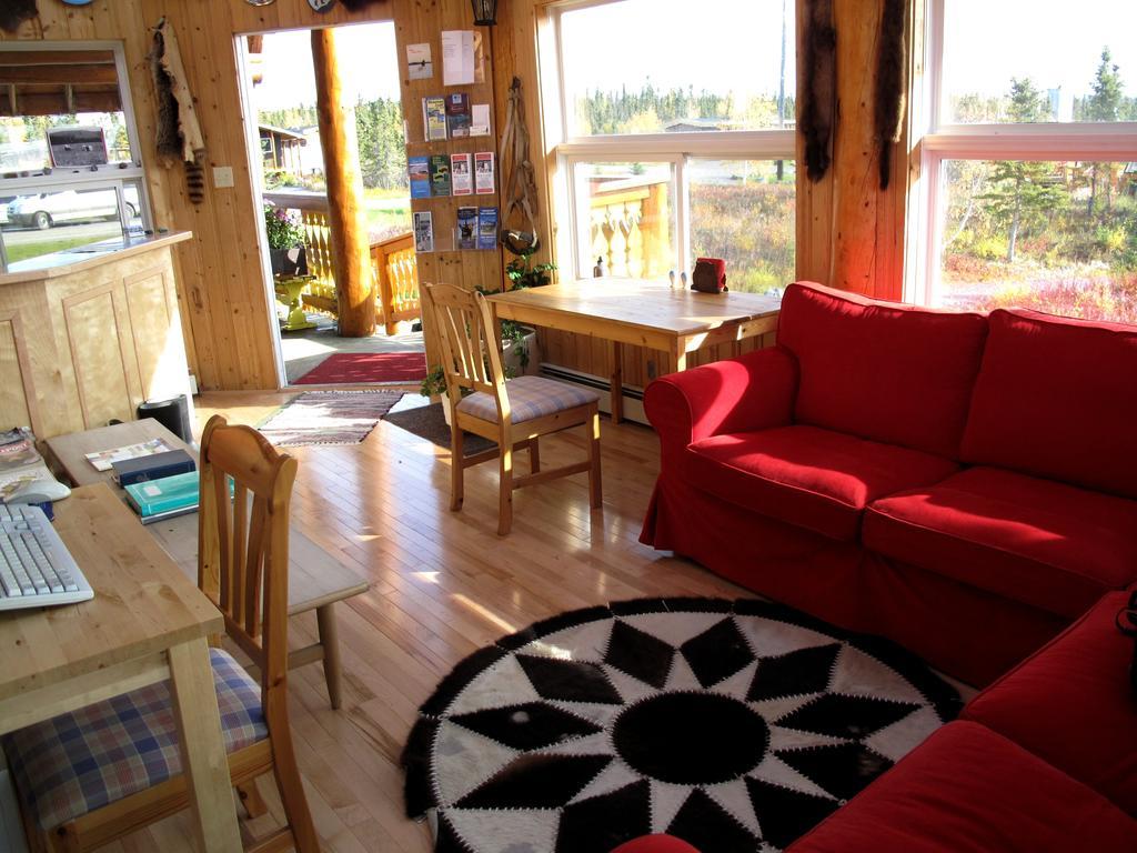 Arctic Chalet Resort Inuvik Exteriör bild