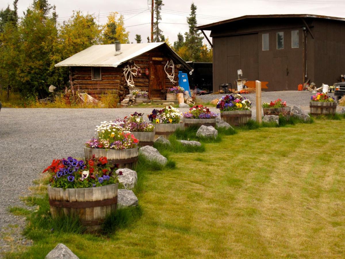 Arctic Chalet Resort Inuvik Exteriör bild